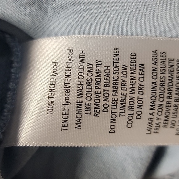 Calvin Klein Jeans Shorts - Picture 8 of 8